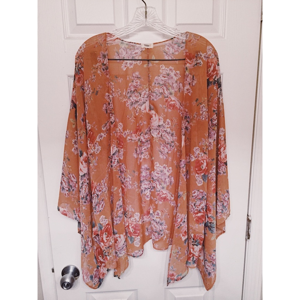Tobi Floral Coverup Short Sleeve